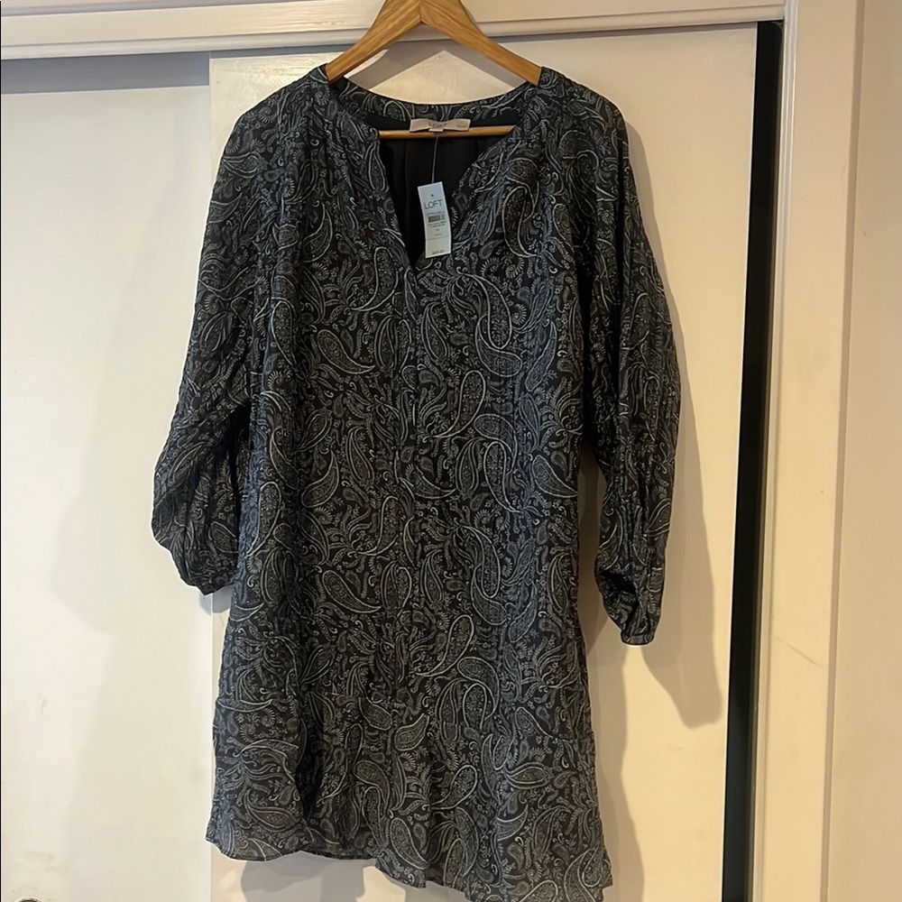 Elegant Black Paisley Women's Dress with kick hem